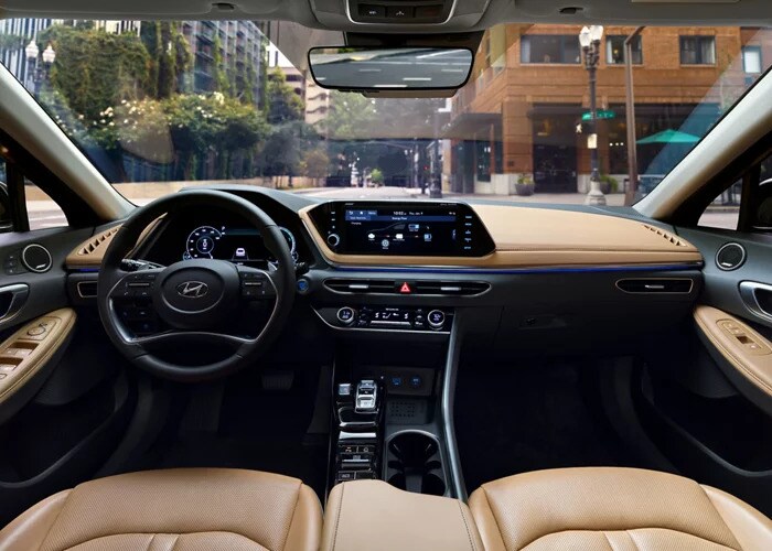 2023 Hyundai Sonata Hybrid Interior.jpg
